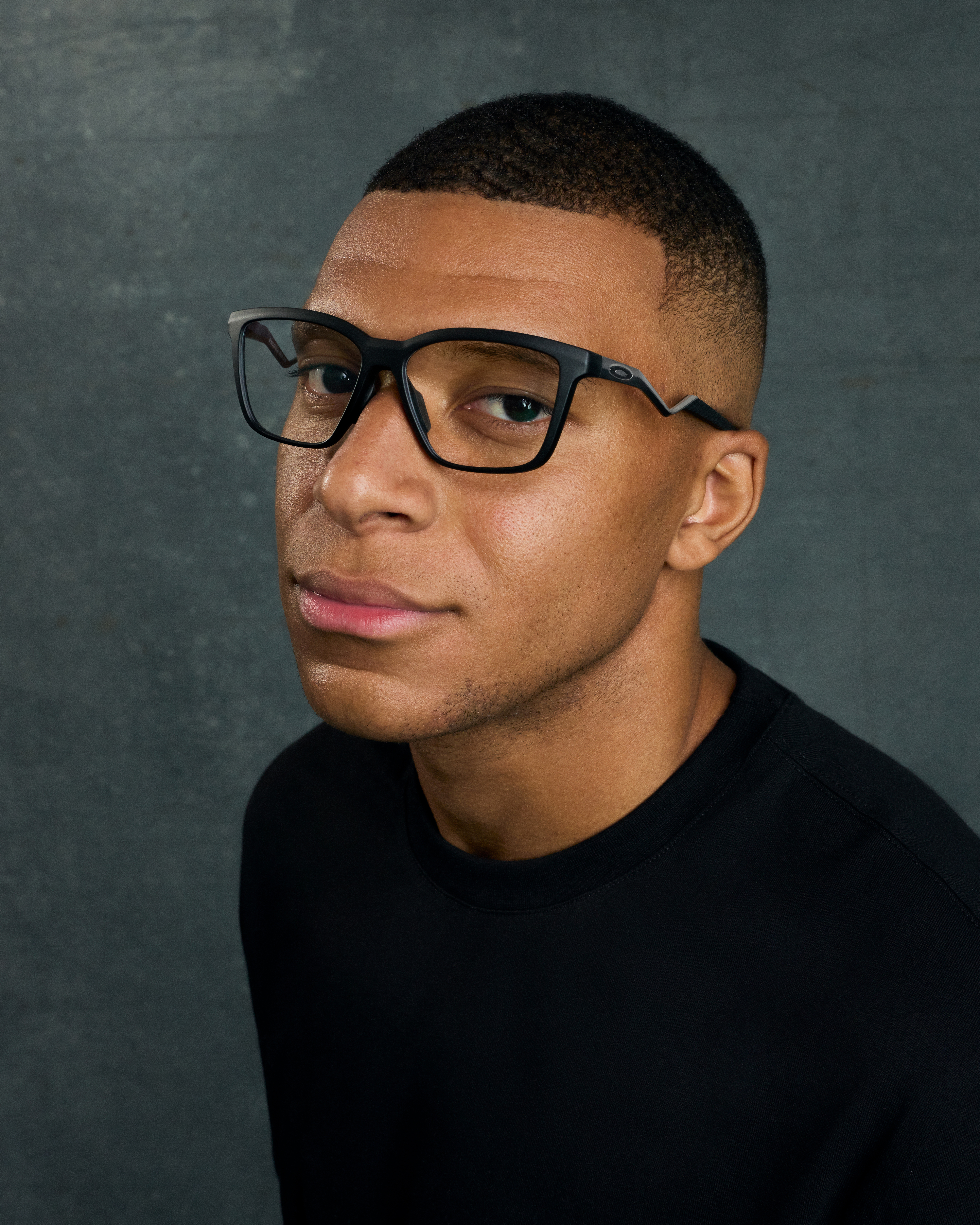 OAKLEY ENIGMA INK & ENIGMA MASSが度付きアイウェアを芸術の域に昇華